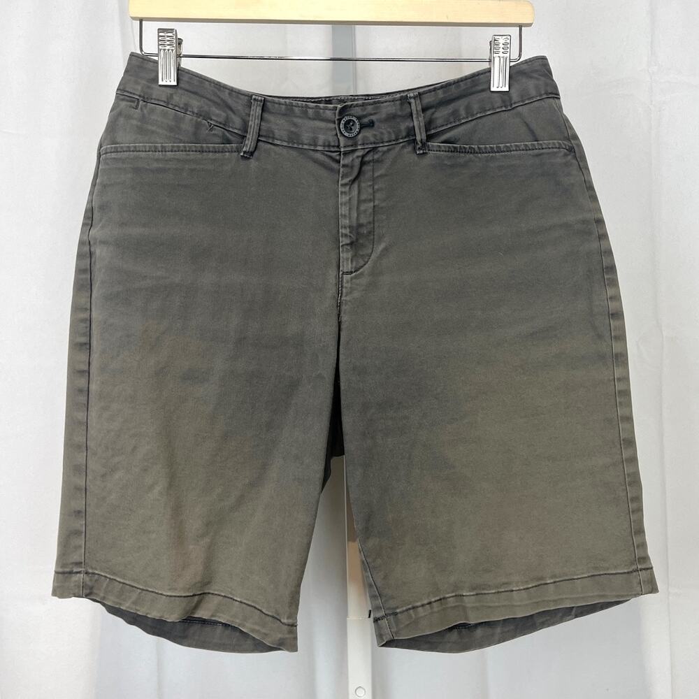 EDDIE BAUER Legend Wash Curvy Fit Stretch Chino Shorts Cotton Gray Size 6